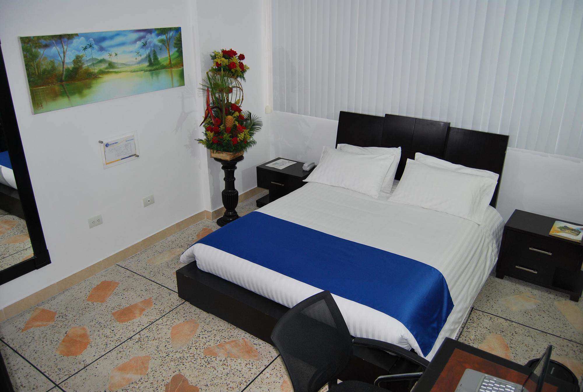Hotel San Jeronimo Armenia ภายนอก รูปภาพ